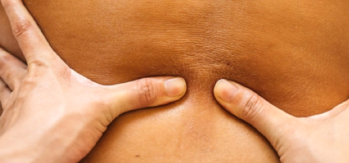 Illustrative hands-on pressure from the supplied Japanese massage panel